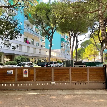 Lägenhet Centro 2 + Posto Auto