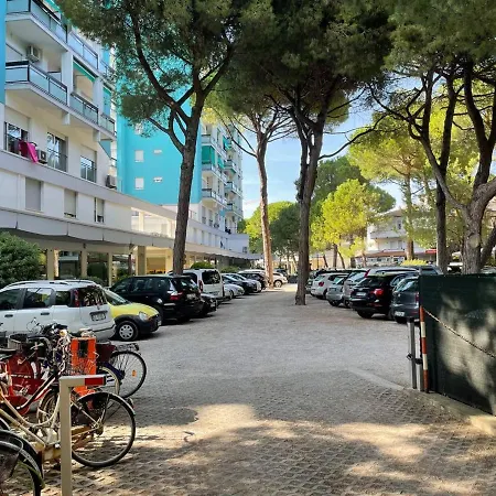 Centro 2 + Posto Auto * Milano Marittima